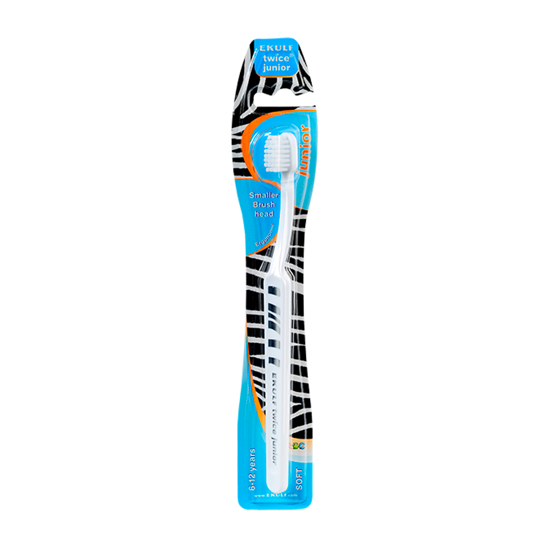 Tilbud Ekulf Twice Junior Tandbørste 6 12 År Ass. Farve(1 stk) køb billig