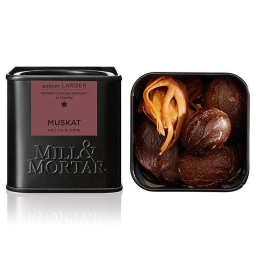 Mill og Mortar Muskatnød Og Blomme Hel É (45 gr)